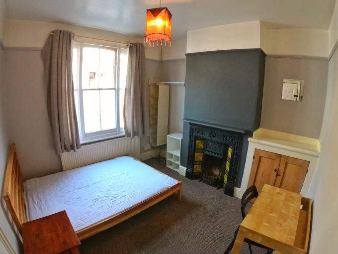 Essex St Northampton Student House - Bedroom