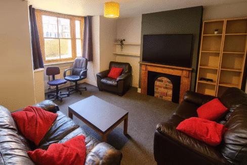 Image Nov 26, 2025, 01_38_24 PM